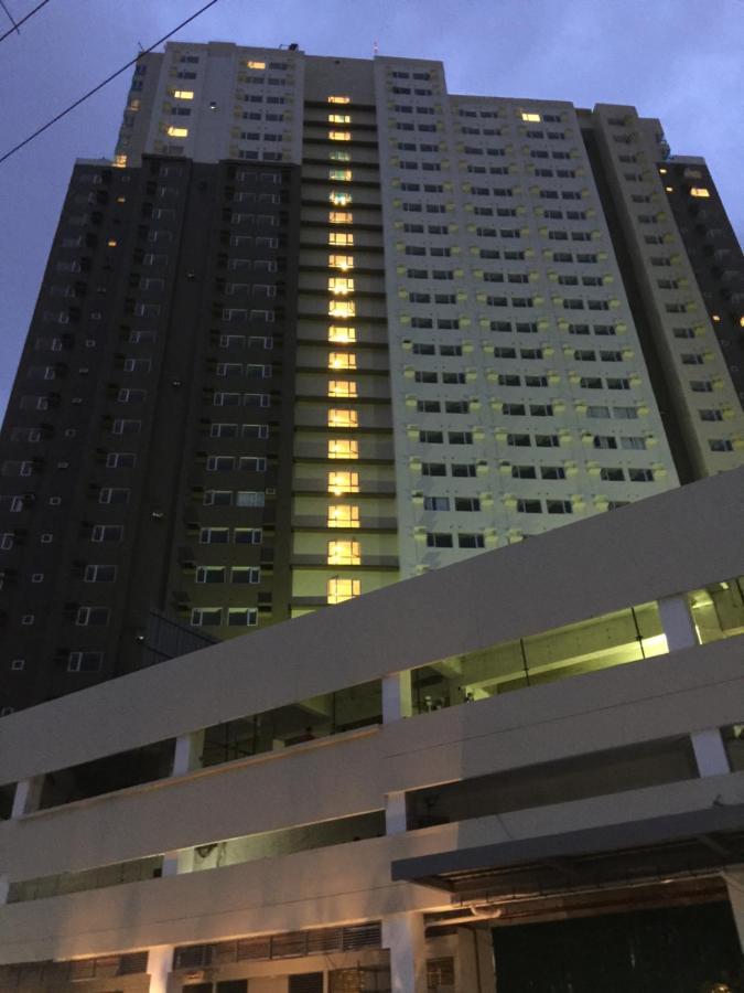 Aparthotel Avida Towers - Aspira Tower1 Cagayan de Oro Esterno foto